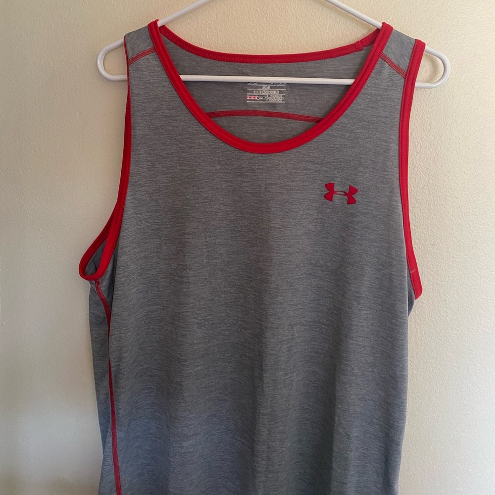 Under Armour Men’s Heather Gray Tank with Red Trim